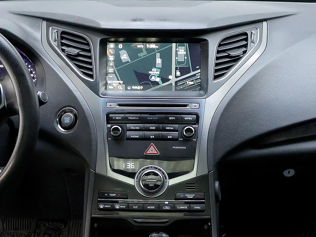 HYUNDAI Grandeur 2016 Negro - Importación desde Corea - HF Imports Iquique - Foto 9