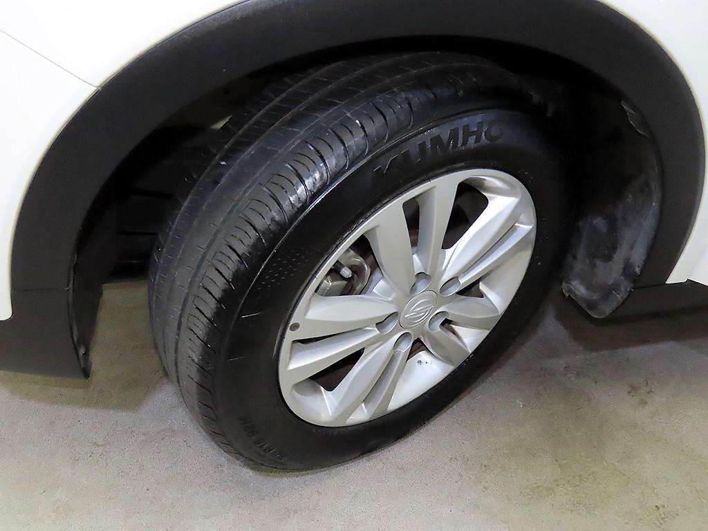 Ssangyong Tivoli 2018 Blanco - Importación desde Corea - HF Imports Iquique - Foto 19