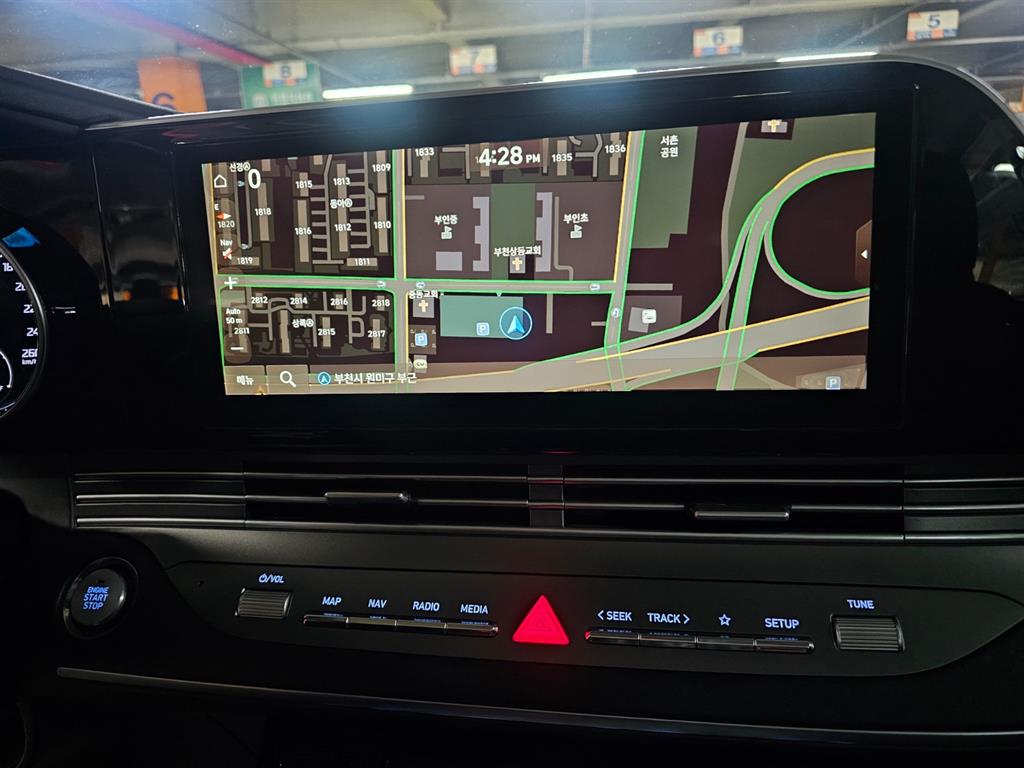 HYUNDAI Grandeur - Vista 11