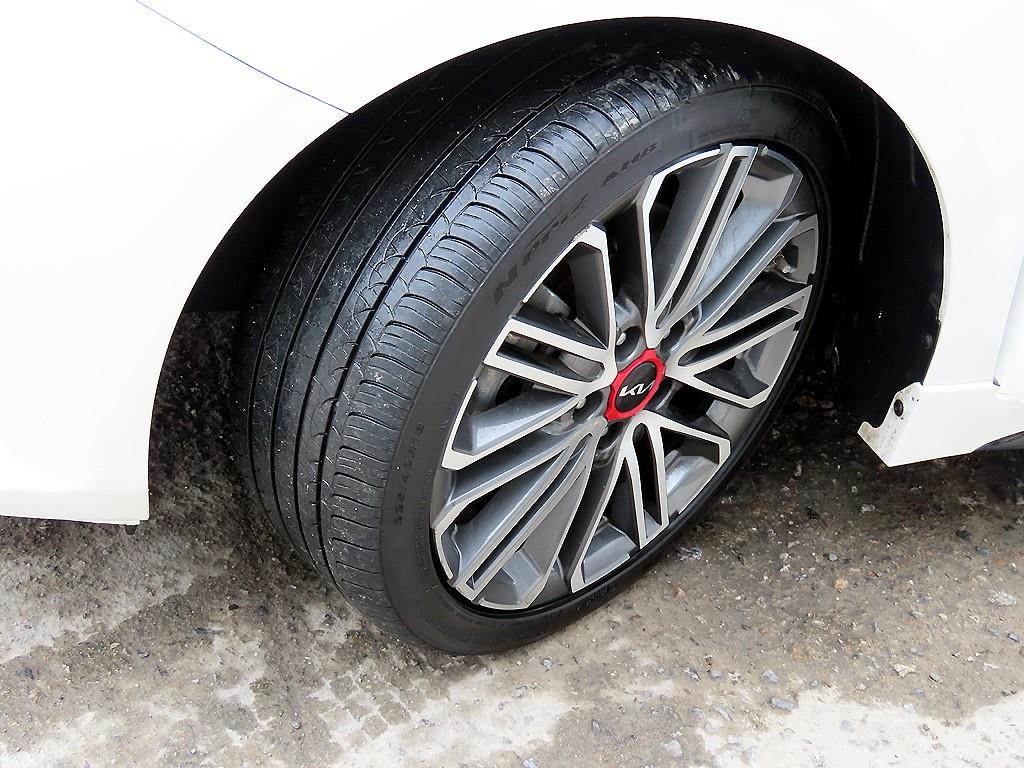 KIA K3 2022 Blanco - Importación desde Corea - HF Imports Iquique - Foto 20