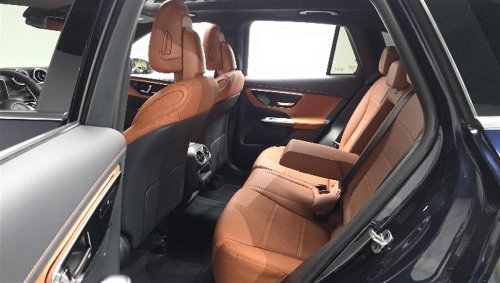 Mercedes Benz GLC Class - Vista 12