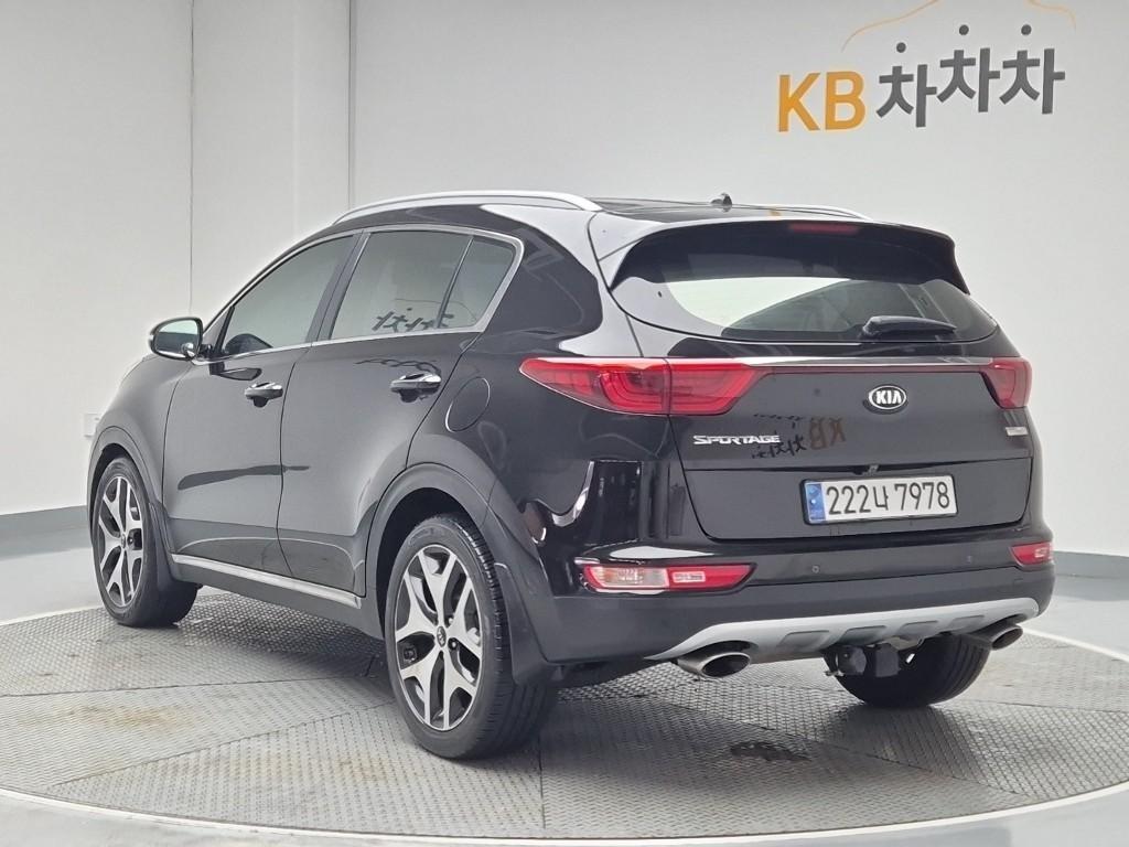 KIA Sportage - Vista 4