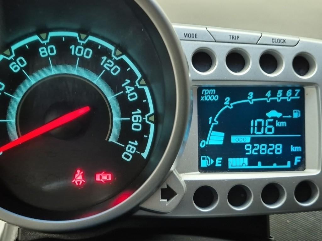 Chevrolet Spark - Vista 6