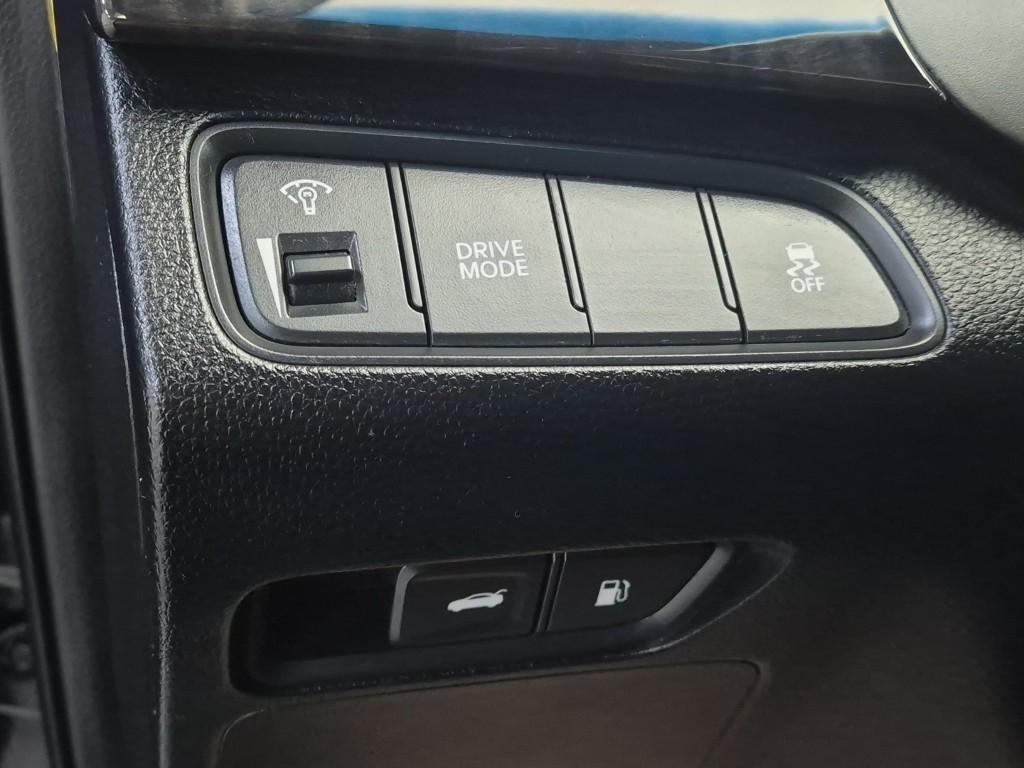 HYUNDAI Grandeur 2016 Negro - Importación desde Corea - HF Imports Iquique - Foto 17