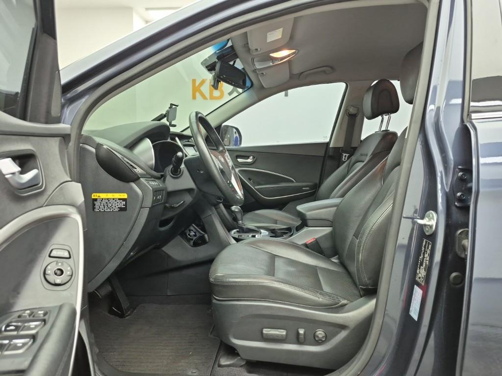 HYUNDAI Santa Fe - Vista 11