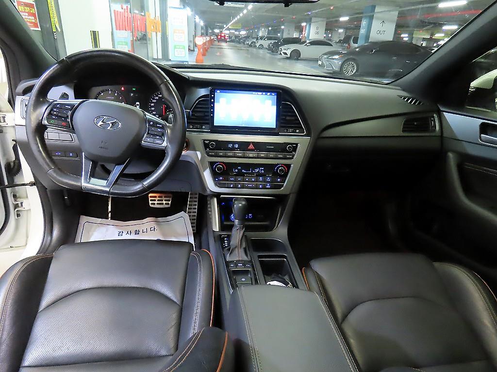 HYUNDAI Sonata - Vista 10