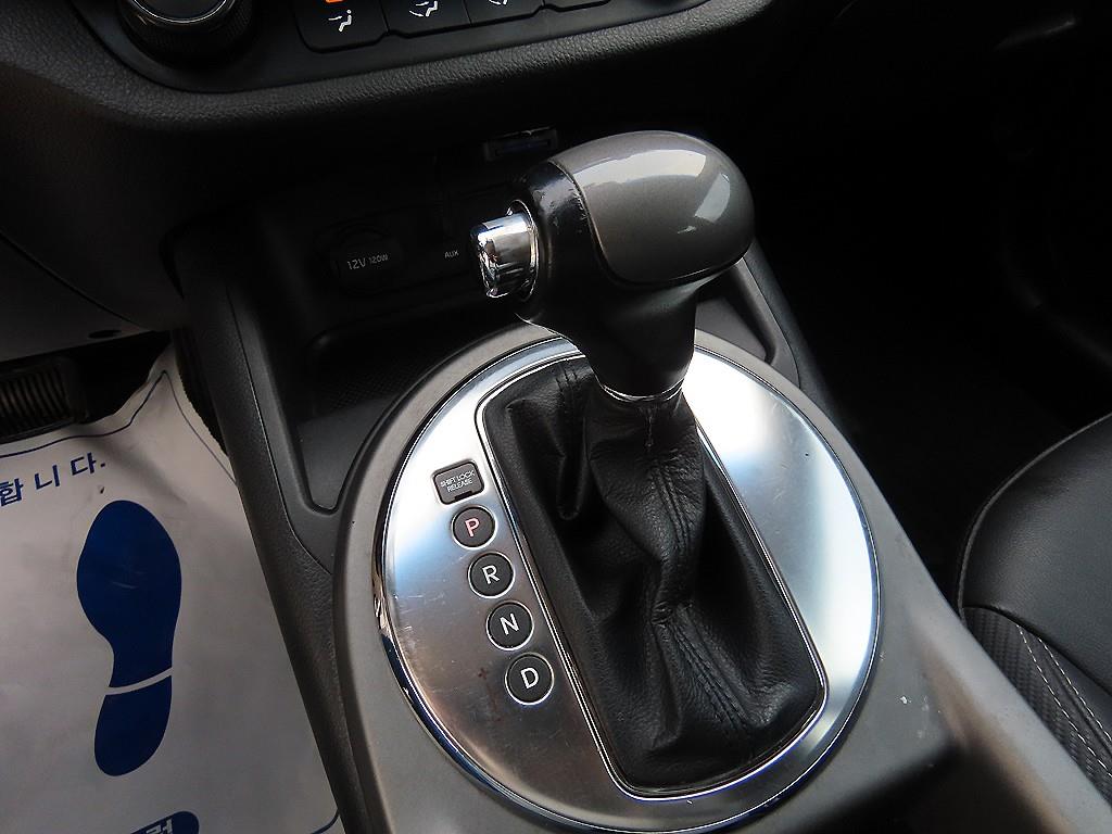 KIA Sportage - Vista 10