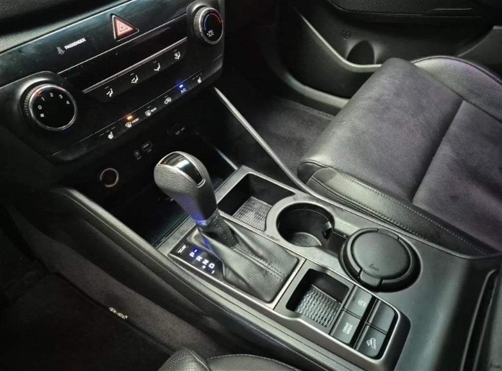 HYUNDAI Tucson - Vista 8