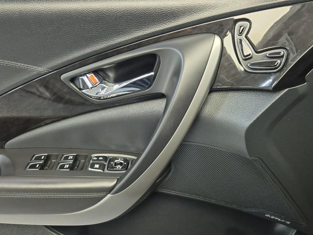 HYUNDAI Grandeur 2016 Negro - Importación desde Corea - HF Imports Iquique - Foto 18