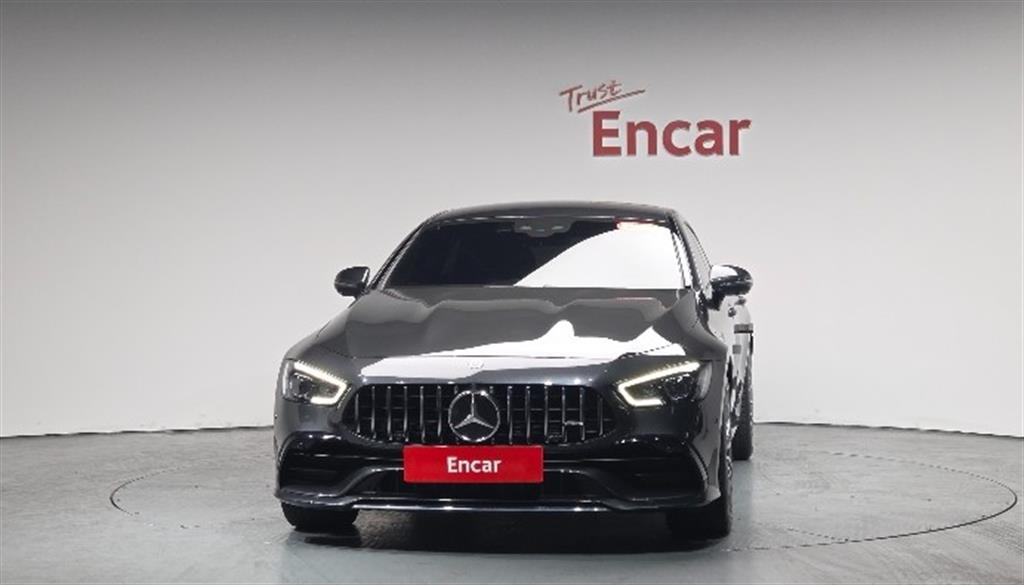 Mercedes Benz AMG GT - Vista 3