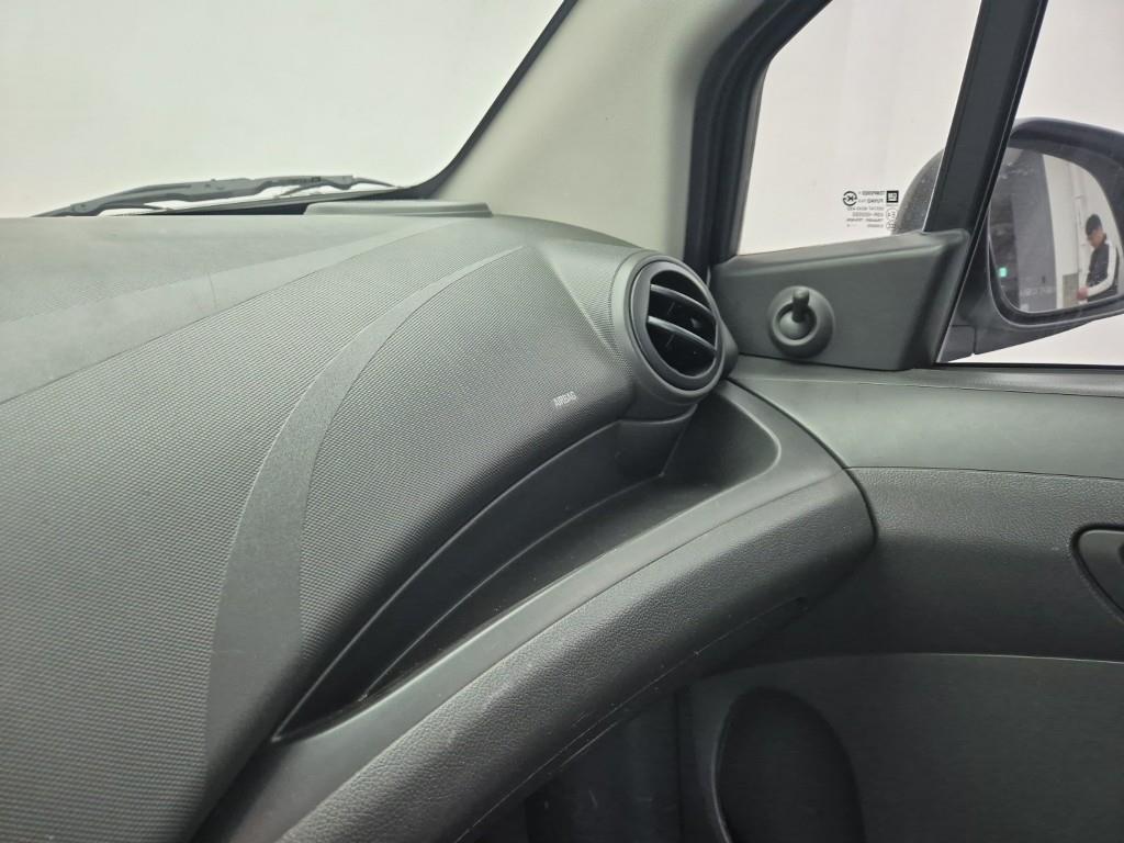 Chevrolet Spark 2014 Blanco - Importación desde Corea - HF Imports Iquique - Foto 16