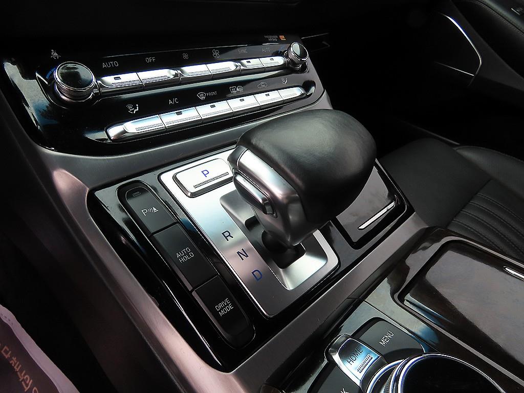 Genesis EQ900 - Vista 11