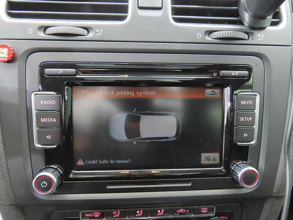 Volkswagen Golf - Vista 10