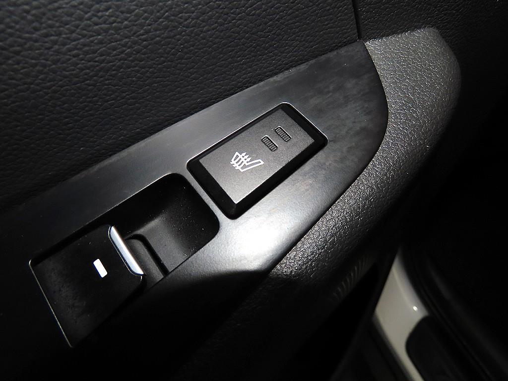 HYUNDAI Tucson 2019 Blanco - Importación desde Corea - HF Imports Iquique - Foto 15