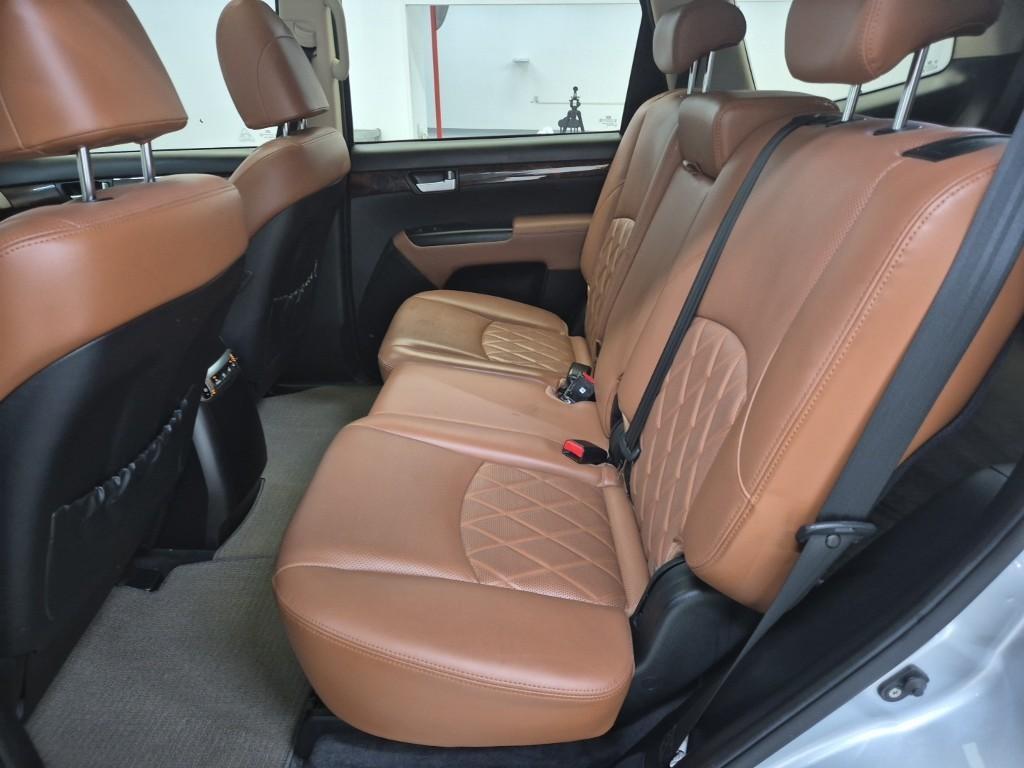 KIA Mohave - Vista 12