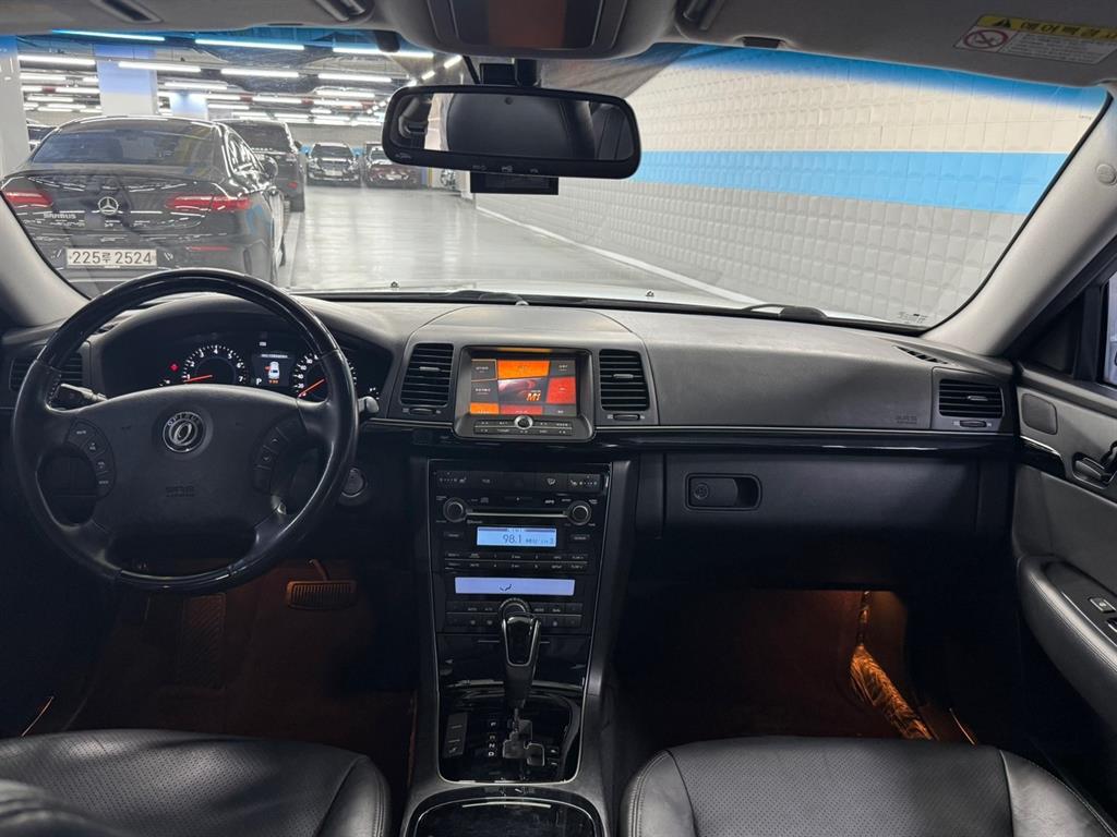 KIA Opirus - Vista 7