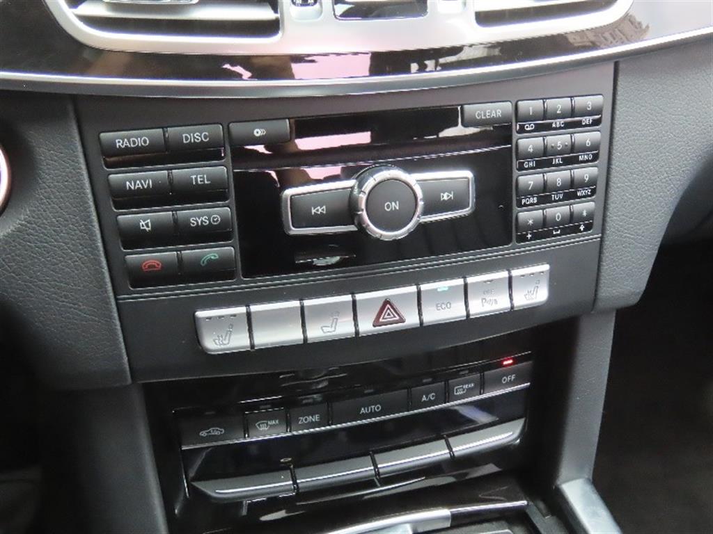 Mercedes Benz E class 2014 Gris - Importación desde Corea - HF Imports Iquique - Foto 7