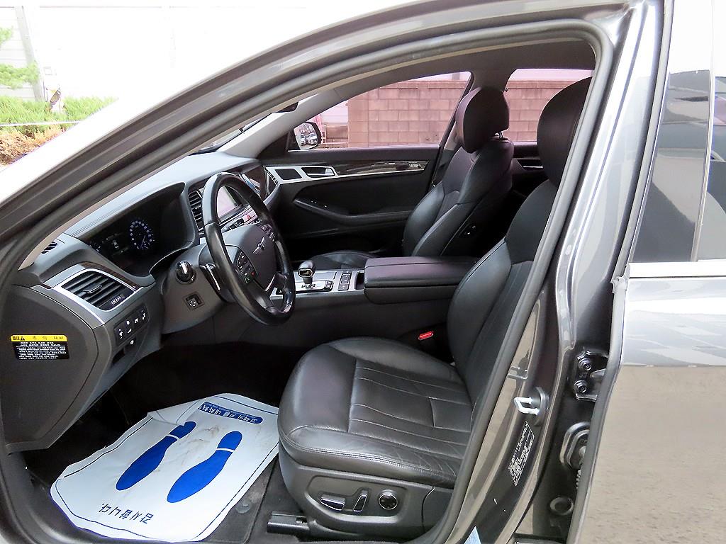 Genesis G80 - Vista 5