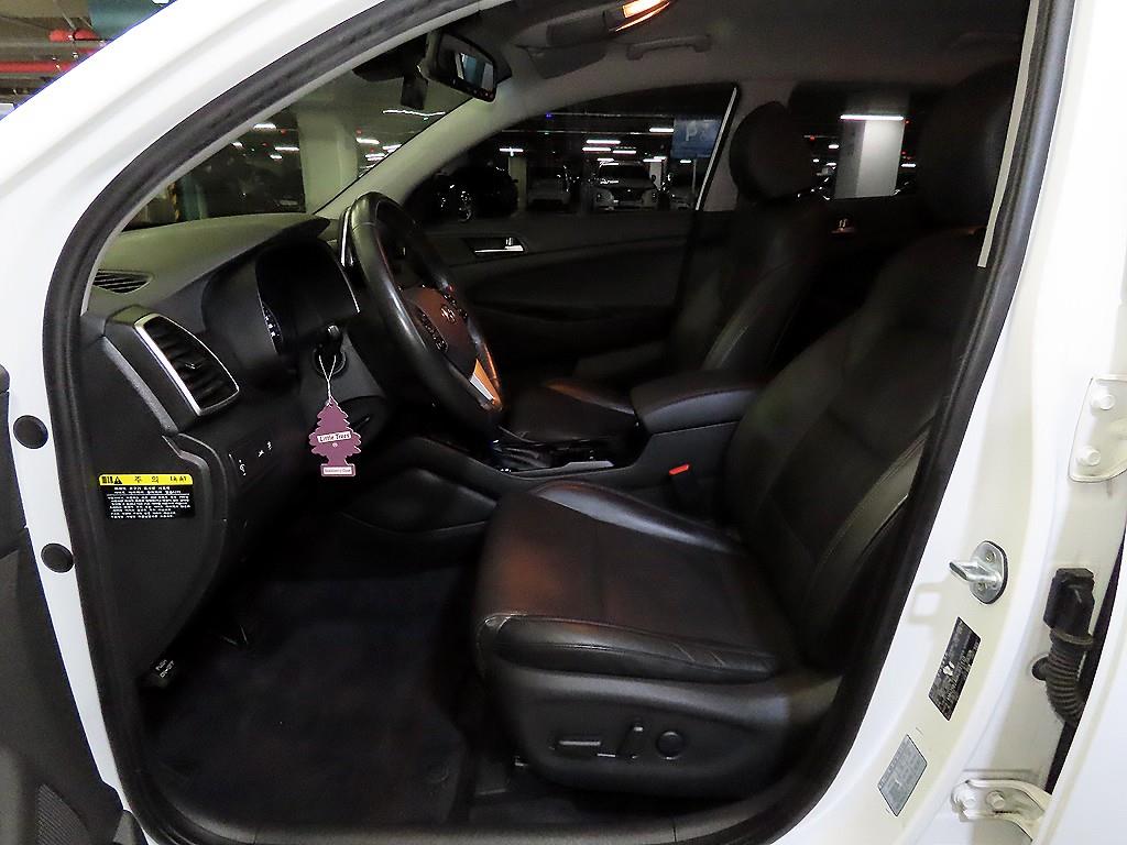 HYUNDAI Tucson - Vista 6