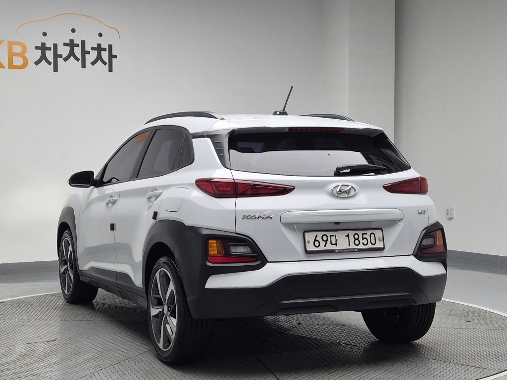 HYUNDAI Kona - Vista 2