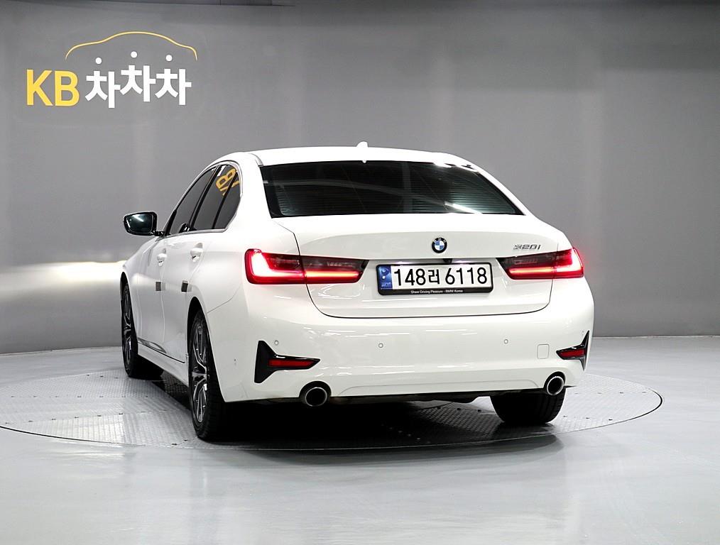 BMW 3 series - Vista 4