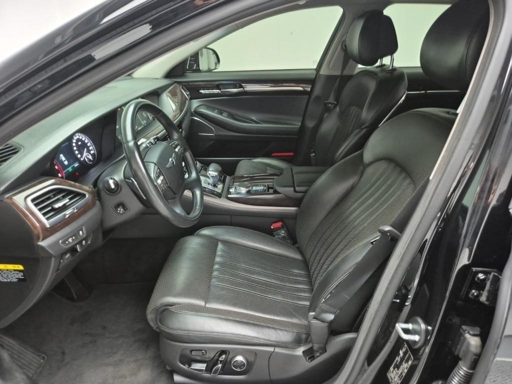 Genesis EQ900 - Vista 11