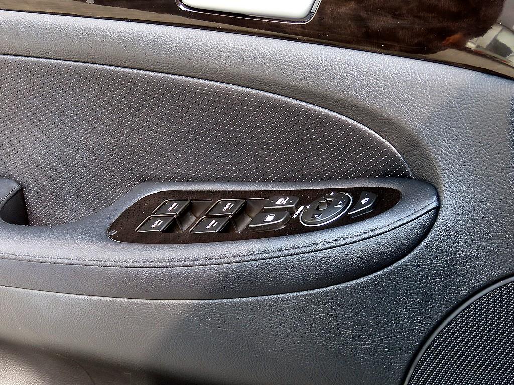 HYUNDAI Genesis - Vista 11