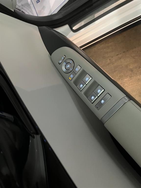 HYUNDAI Grandeur - Vista 11