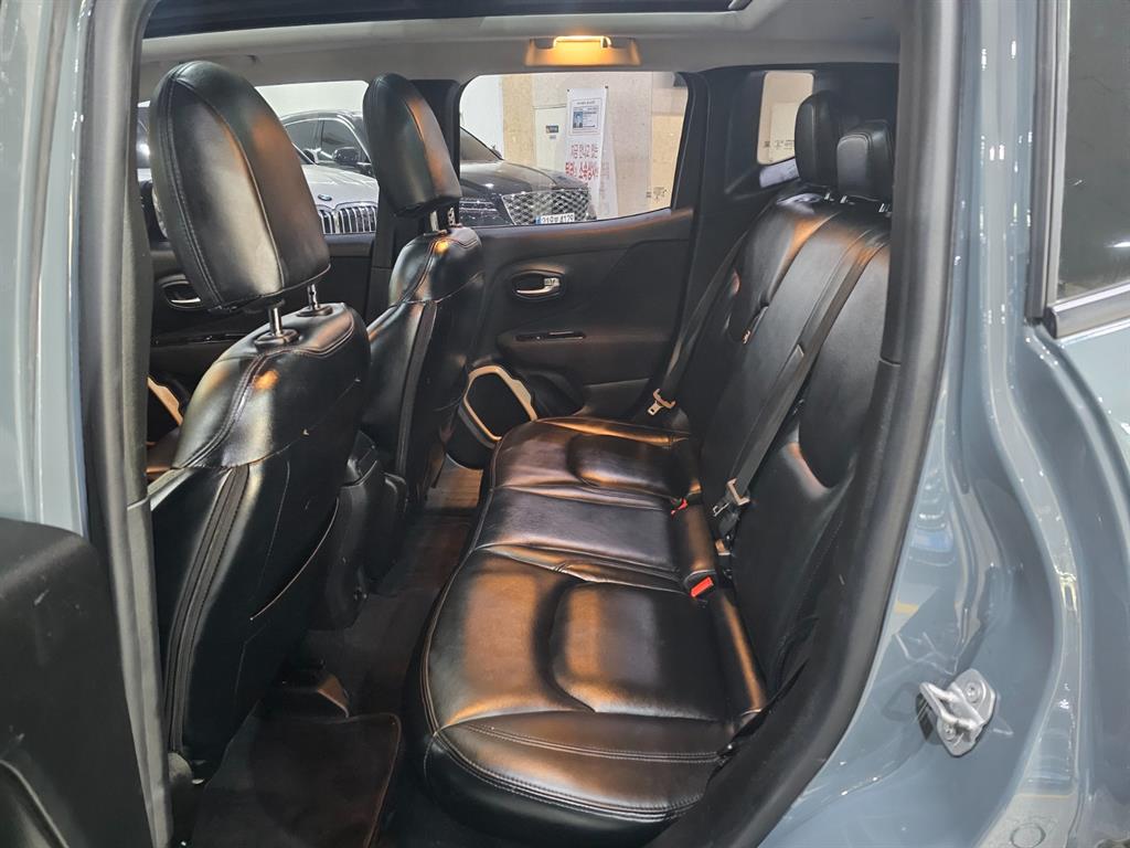 Jeep Renegade 2016 Gris - Importación desde Corea - HF Imports Iquique - Foto 13