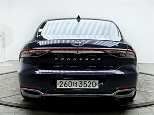 HYUNDAI Grandeur - Vista 6