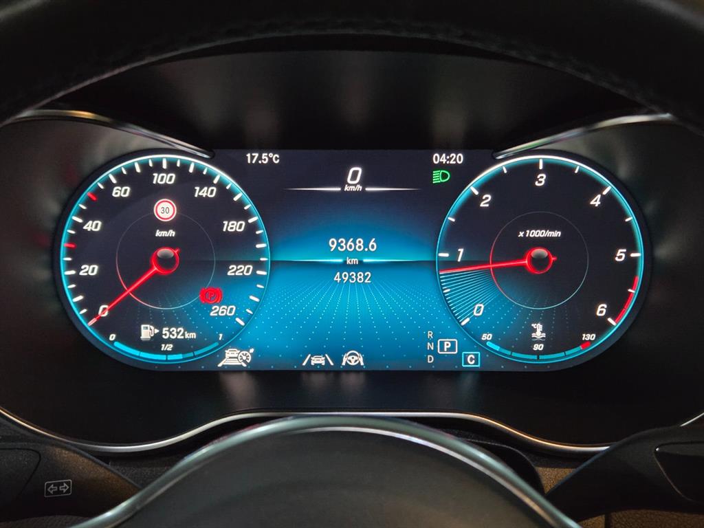 Mercedes Benz GLC Class - Vista 10