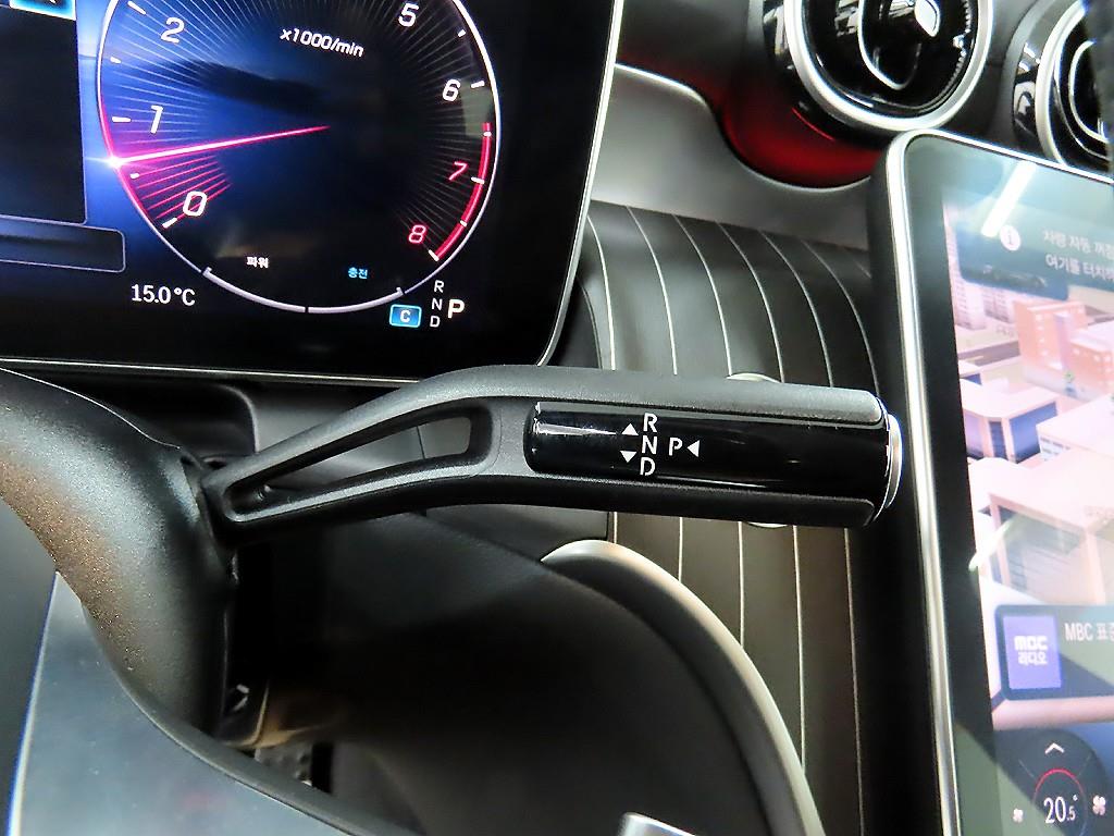 Mercedes Benz GLC Class - Vista 10