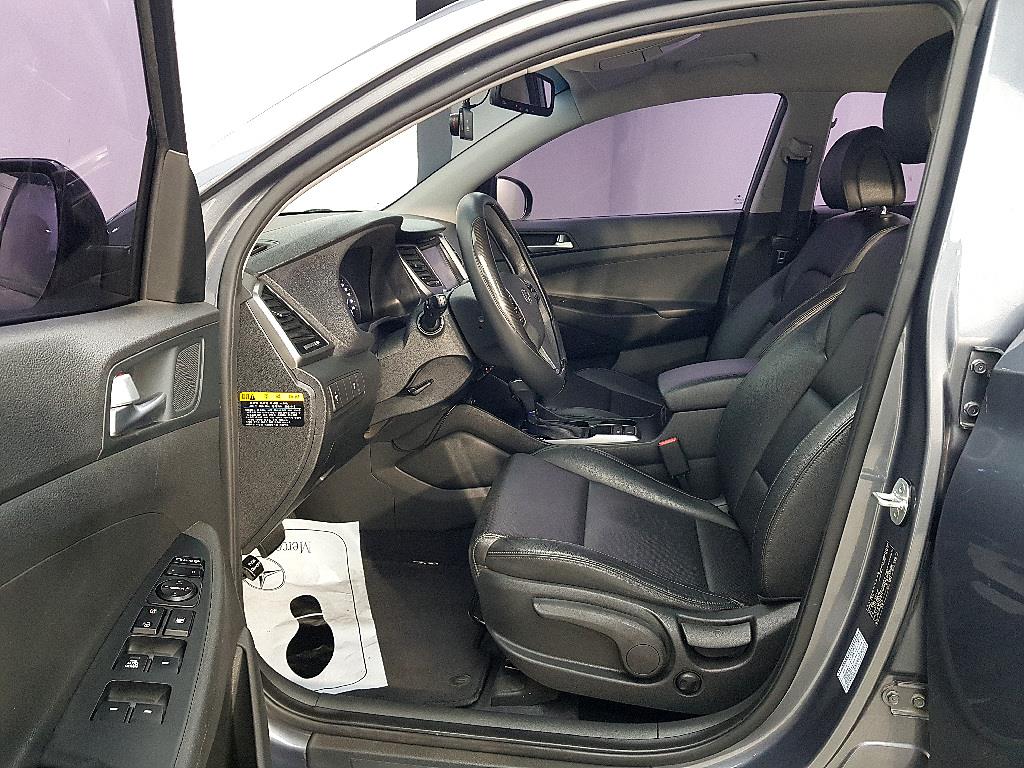 HYUNDAI Tucson - Vista 8