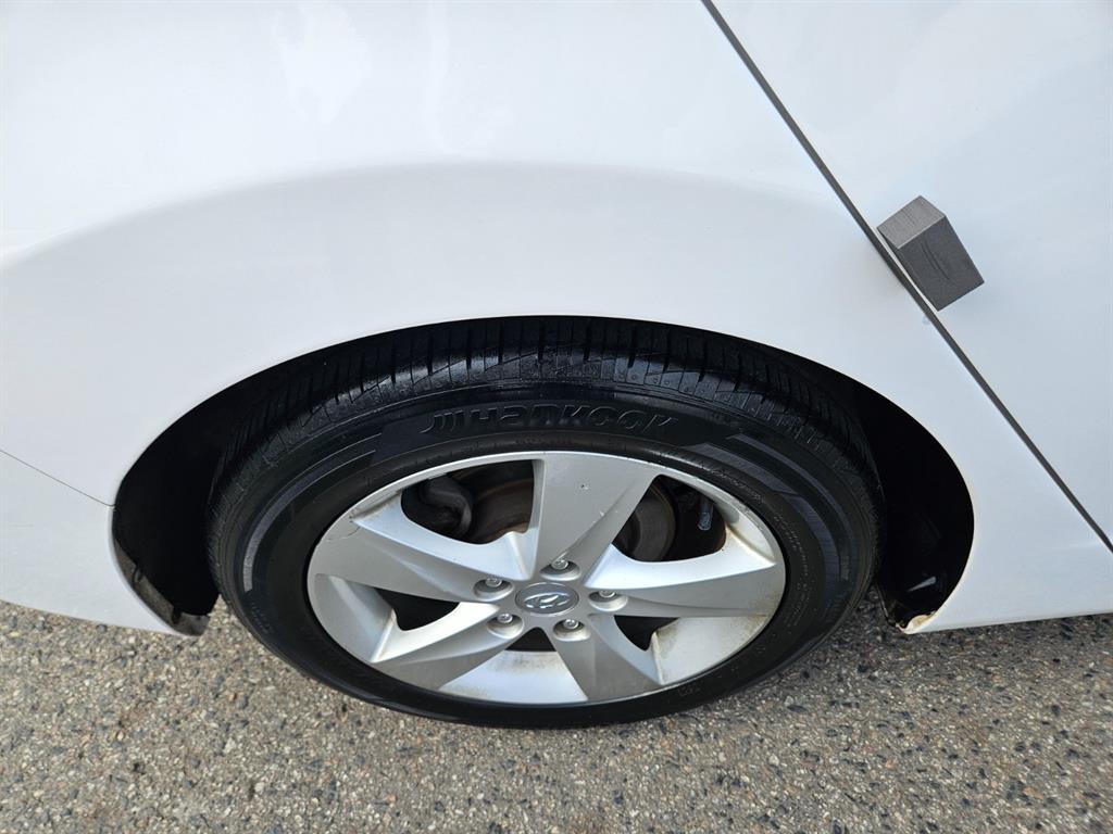 HYUNDAI Avante 2012 Blanco - Importación desde Corea - HF Imports Iquique - Foto 18