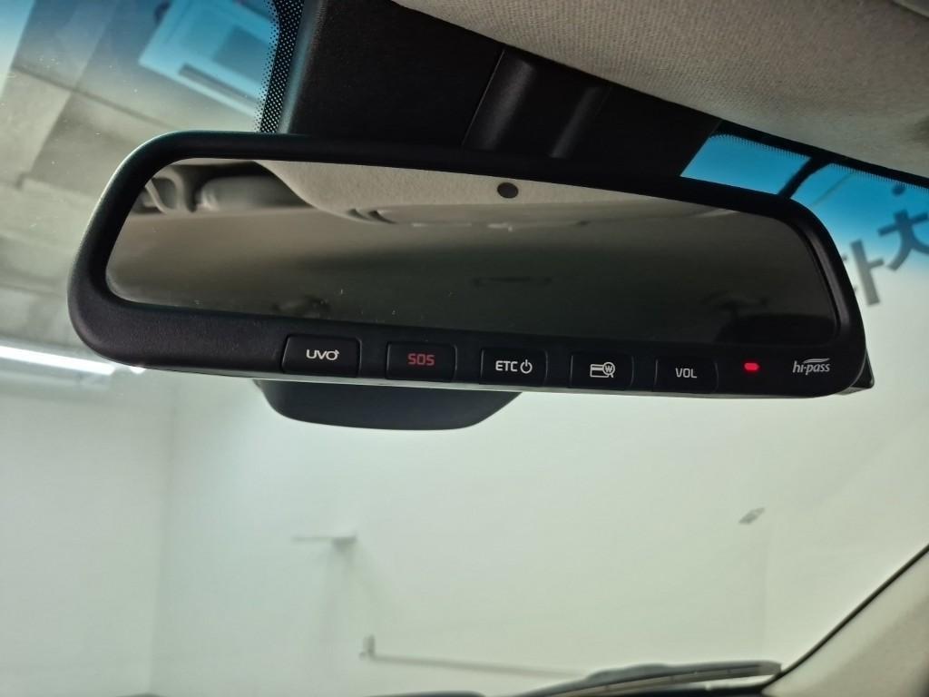 KIA Niro 2021 Negro - Importación desde Corea - HF Imports Iquique - Foto 17