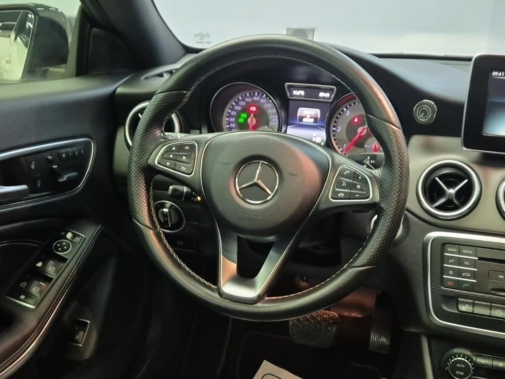 Mercedes Benz CLA Class - Vista 9