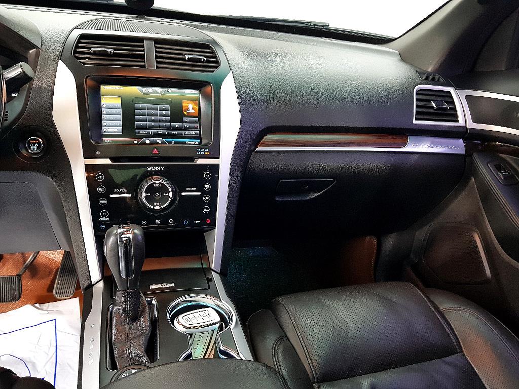 Ford Explorer - Vista 10