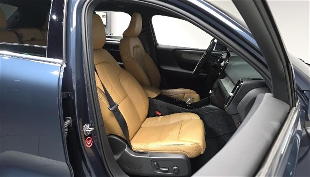 Volvo XC40 - Vista 10