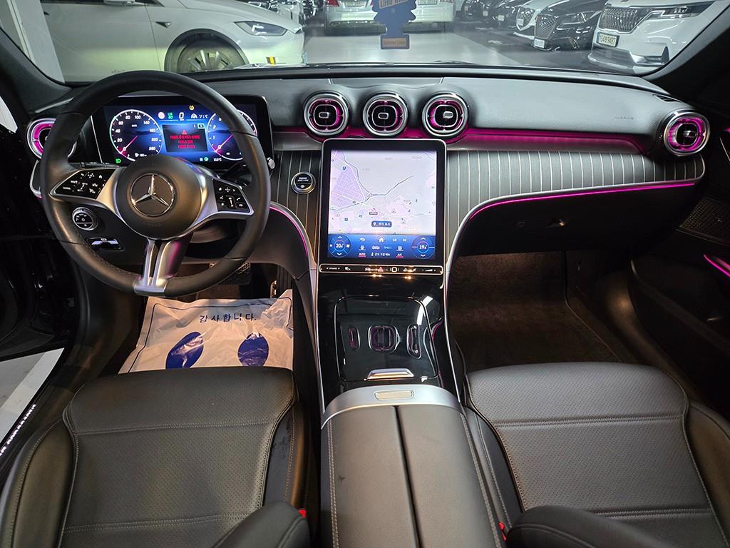 Mercedes Benz C Class - Vista 9