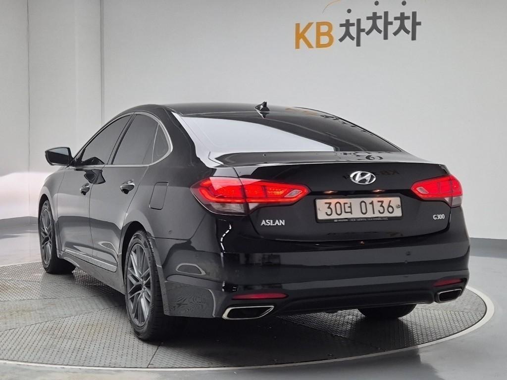 HYUNDAI Aslan - Vista 4