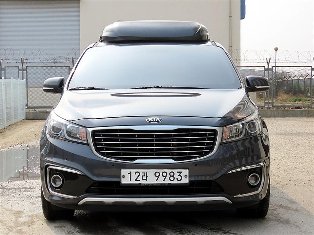 KIA Carnival 2015 Gris - Importación desde Corea - HF Imports Iquique - Foto 1