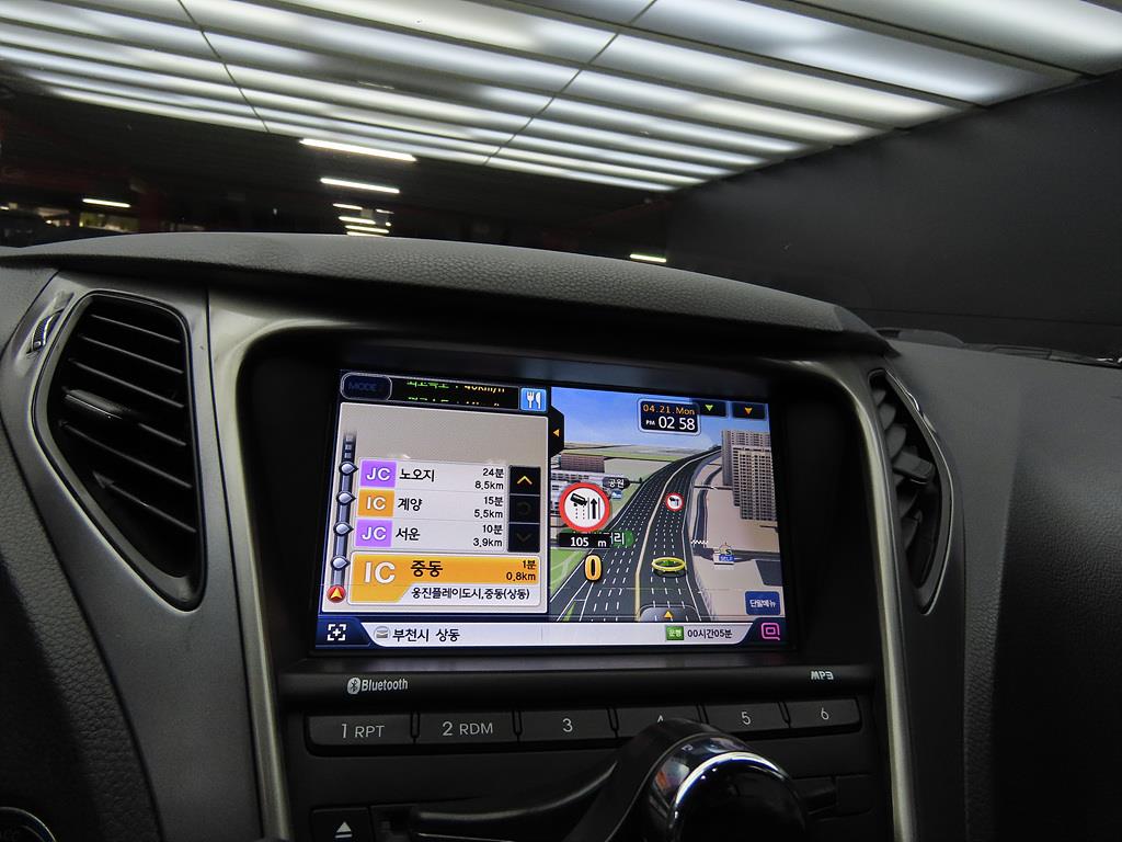 HYUNDAI Grandeur 2012 Plateado - Importación desde Corea - HF Imports Iquique - Foto 13