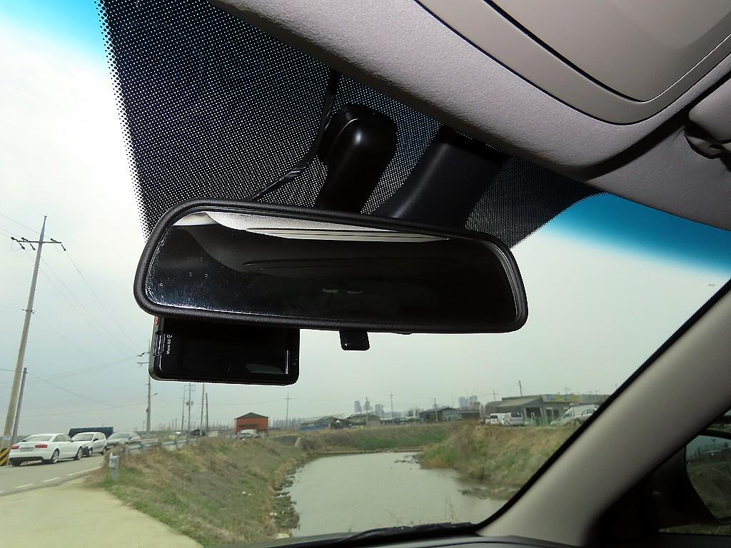 Ssangyong Tivoli - Vista 12