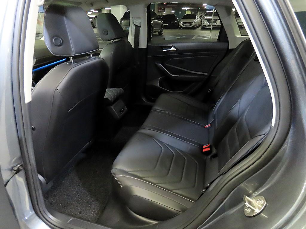 Volkswagen Jetta - Vista 7