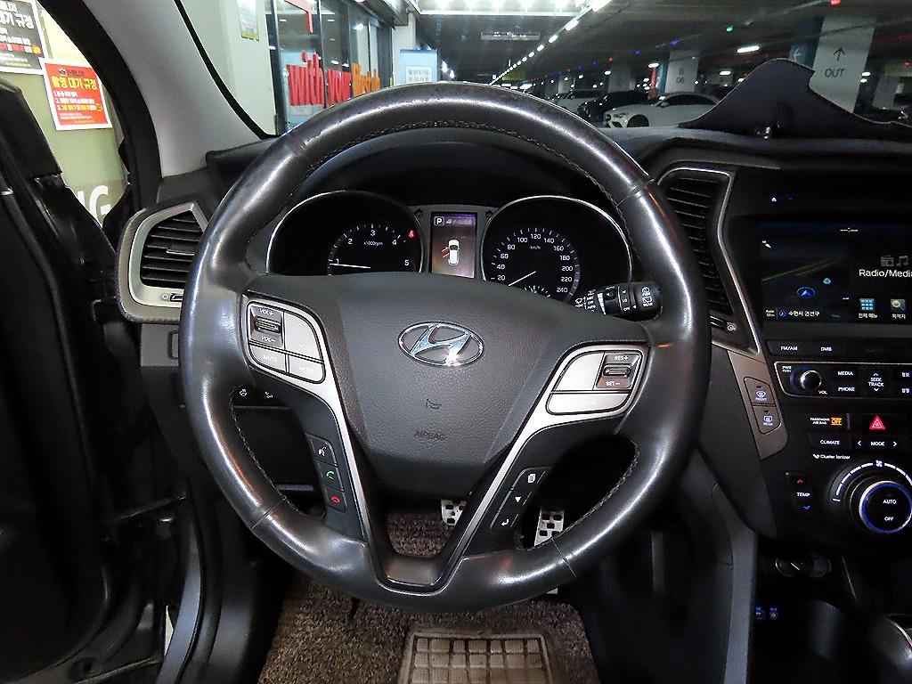 HYUNDAI Santa Fe - Vista 8