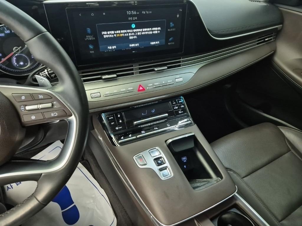 HYUNDAI Grandeur - Vista 10