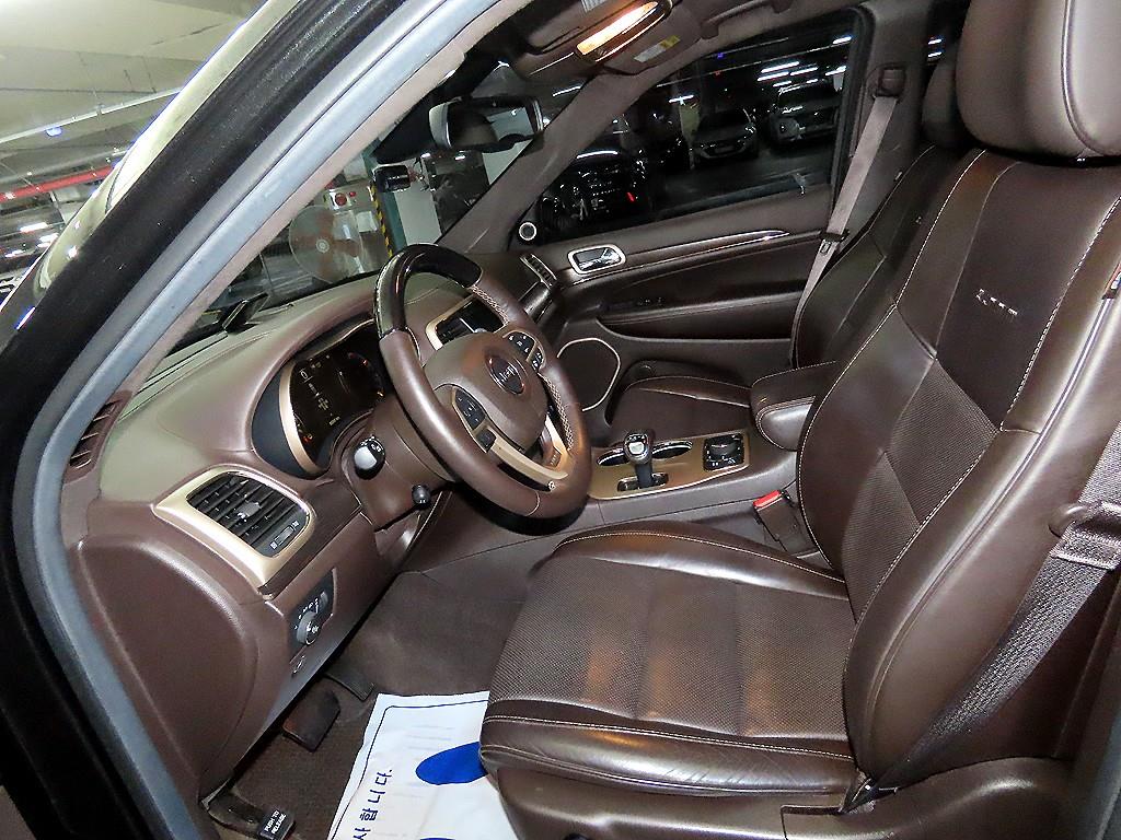 Jeep Cherokee - Vista 6