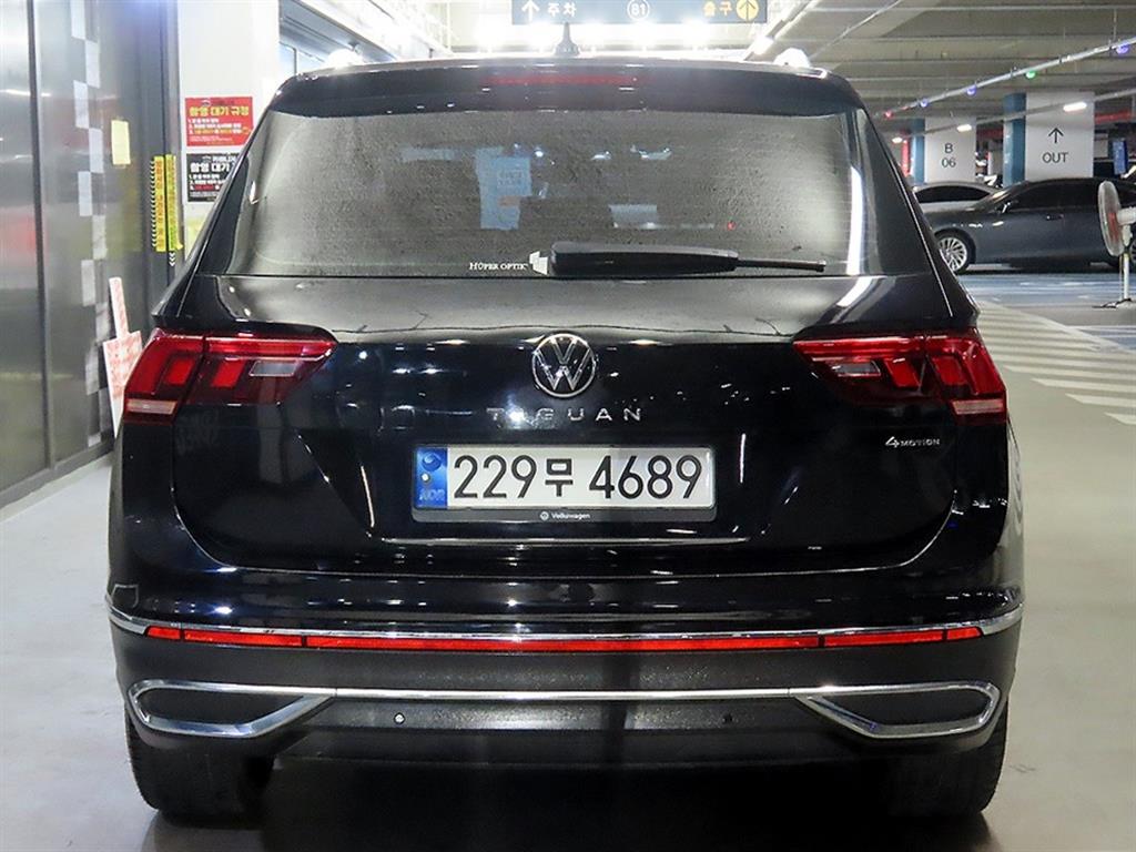 Volkswagen Tiguan - Vista 5