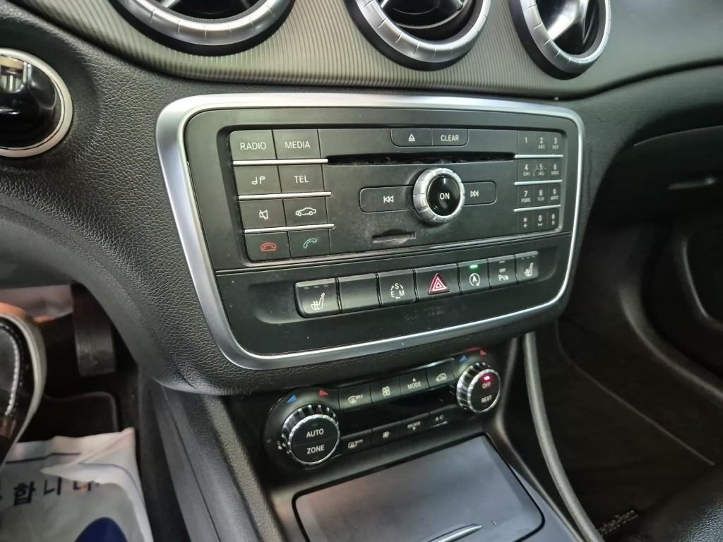 Mercedes Benz CLA Class 2015 Blanco - Importación desde Corea - HF Imports Iquique - Foto 16