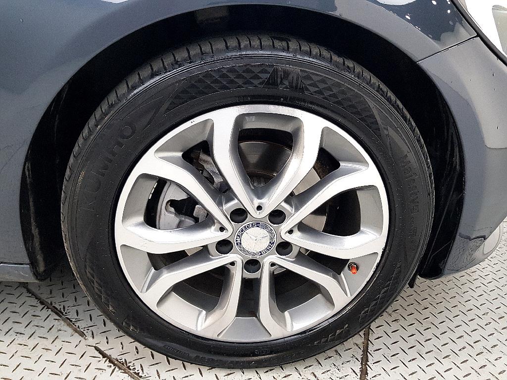 Mercedes Benz C Class 2016 Gris - Importación desde Corea - HF Imports Iquique - Foto 20